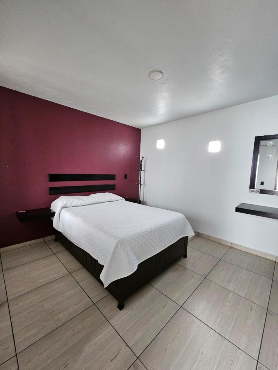 Hotel Posada Juquila ซากัตลัน ภายนอก รูปภาพ