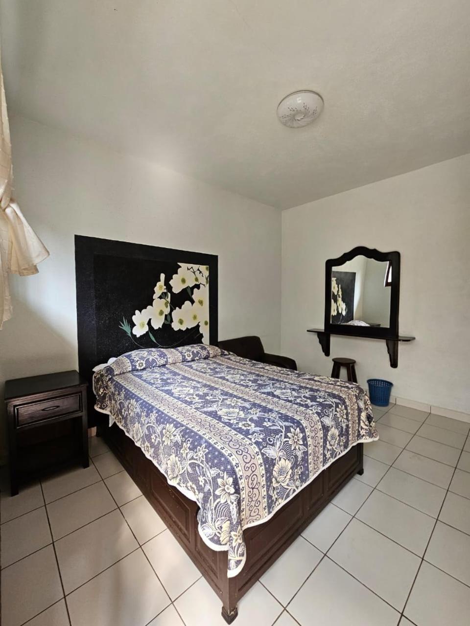Hotel Posada Juquila ซากัตลัน ภายนอก รูปภาพ